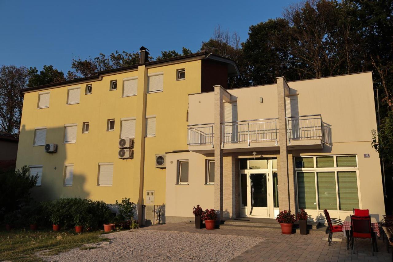 Pansion Milena Medjugorje Exterior foto