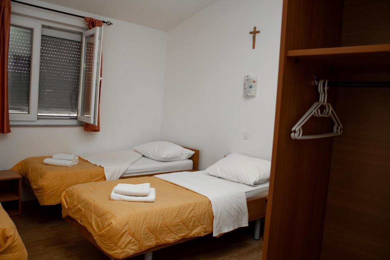 Pansion Milena Medjugorje Exterior foto